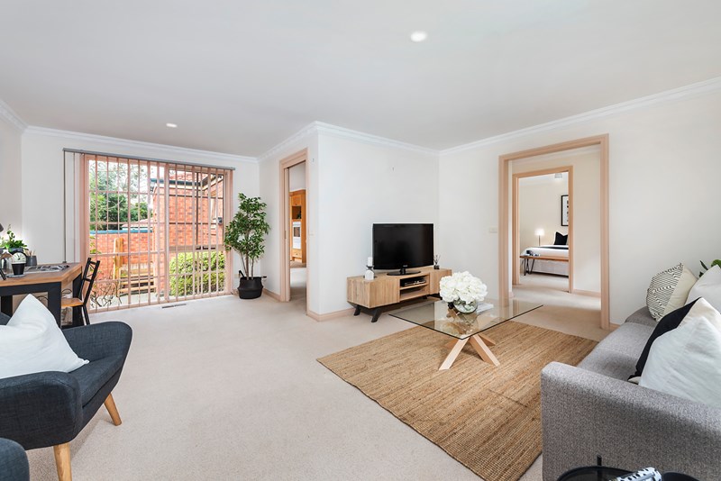 1/11 HILLSIDE CRS, BLACKBURN SOUTH Home Moving Planners